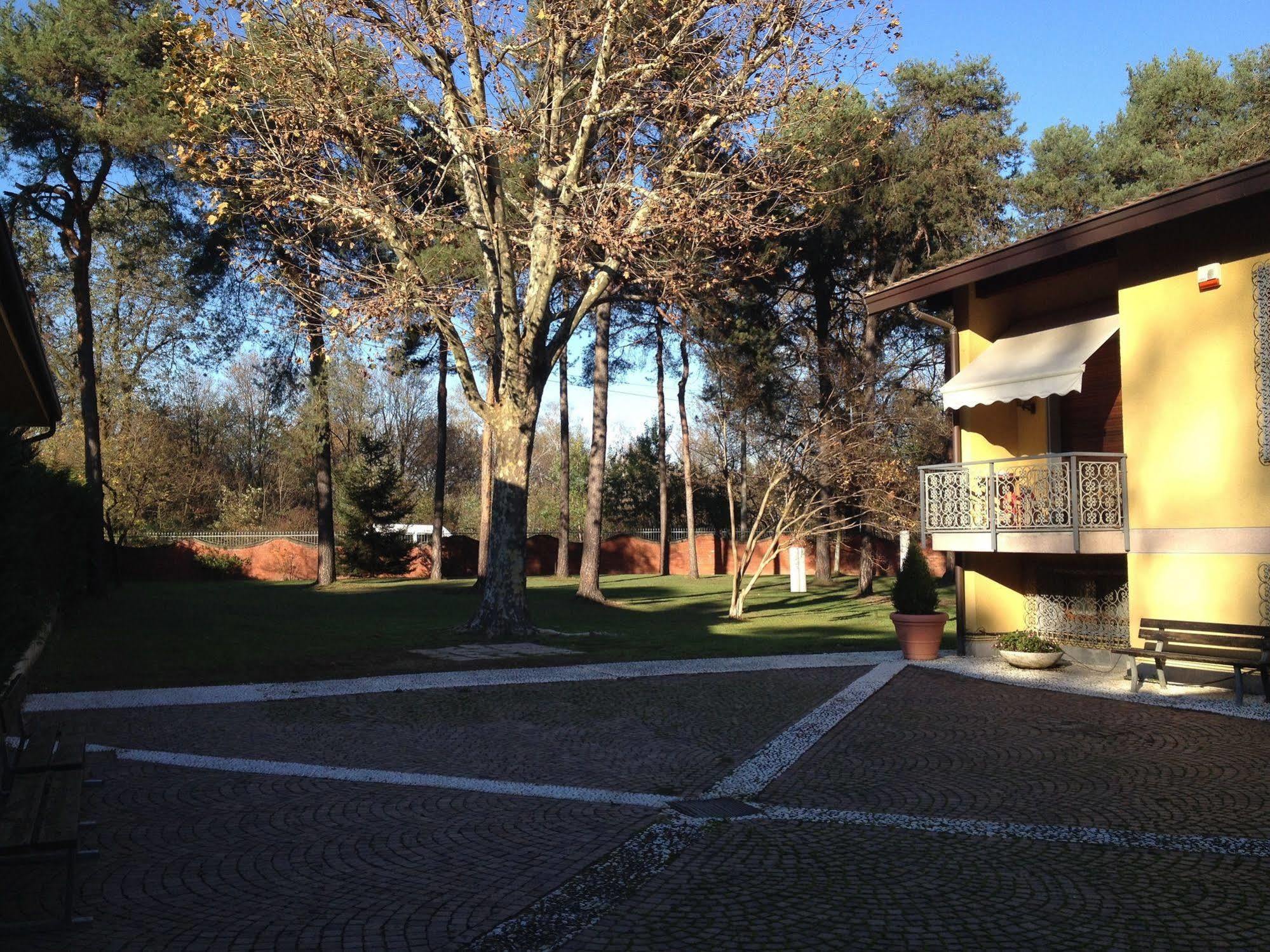 Bed&Garden Cesate Exterior foto